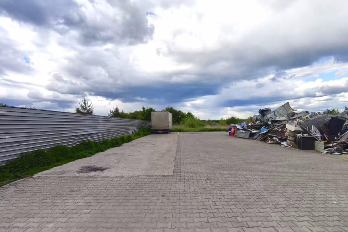 Lokal na sprzedaż, Świdnik, 300m2