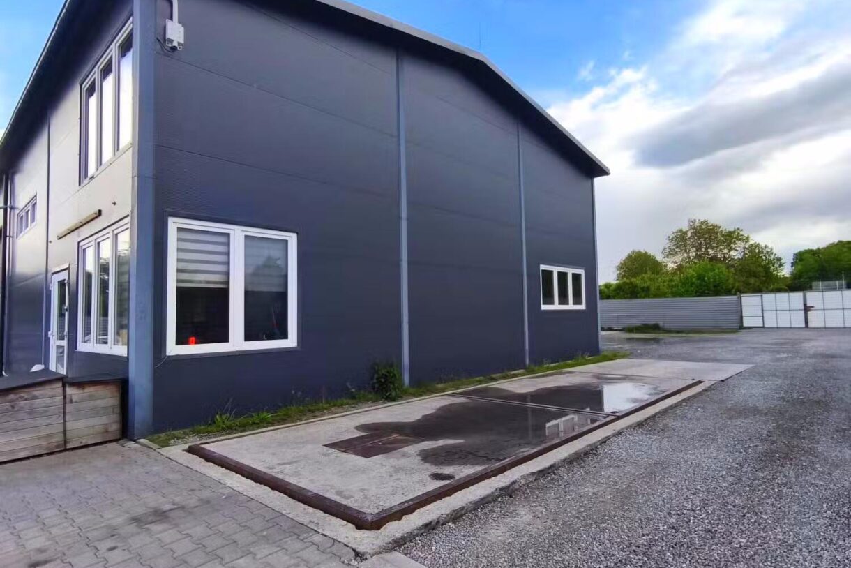 Lokal na sprzedaż, Świdnik, 300m2