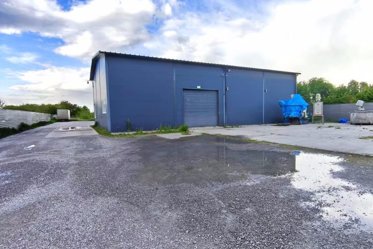 Lokal na sprzedaż, Świdnik, 300m2